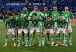 米兰app-清晨欧超杯焦点战，里昂造点机会，球迷炸锅，心理建设被强调-米兰app